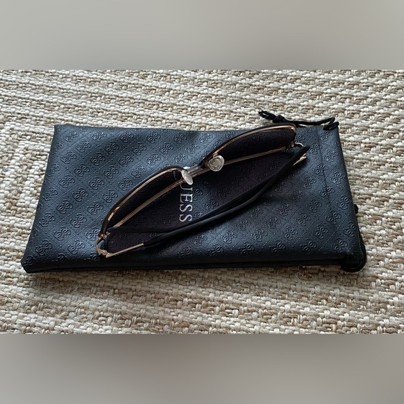 Guess sunglasses - Picture 16 of 16